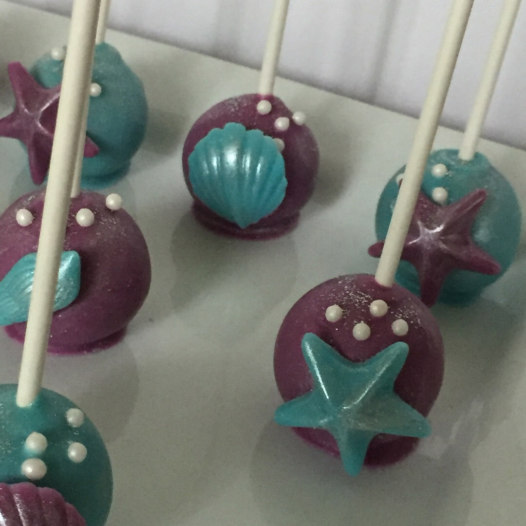 Dozen (12) Themed Cake Pops 🍡